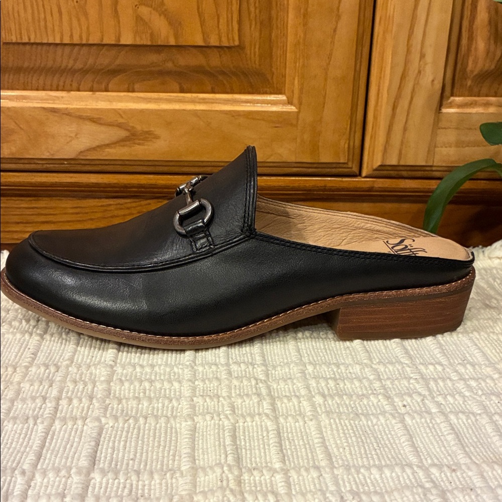 New Size 9 Sofft Black Heeled Leather Mules with Silver Trim (ABBA) - Picture 3 of 16